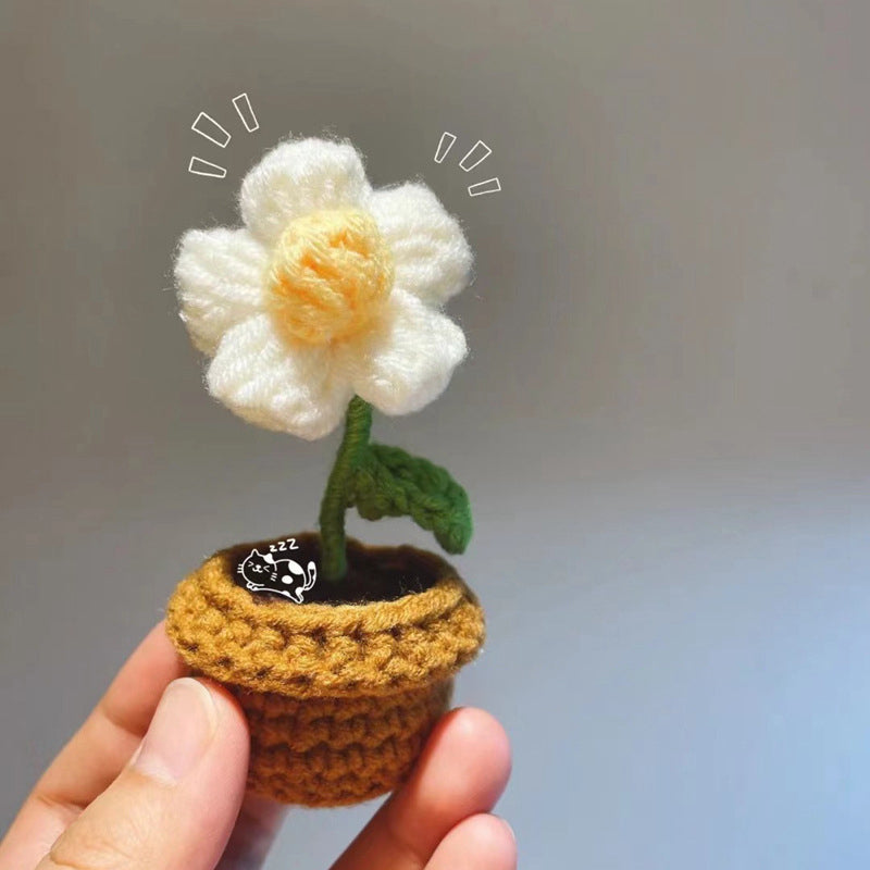 Fleurs en pot au crochet tricotées à la main